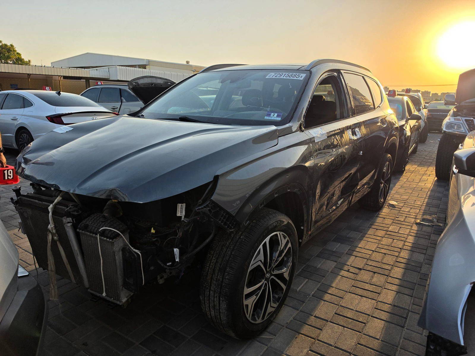 HYUNDAI SANTA FE LIMITED 2019 - Marhaba Auction Used Cars - Image 6