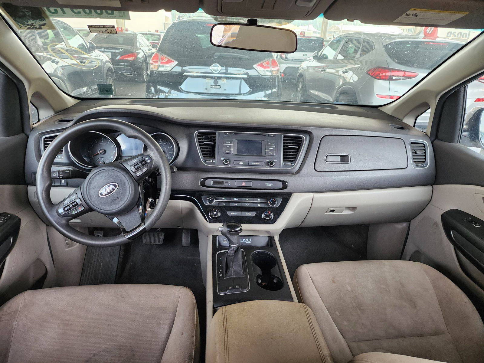 2015 KIA SEDONA — 153048 Miles — Lot 50091384 — Souq - Marhaba Auctions Used Cars - Image 8