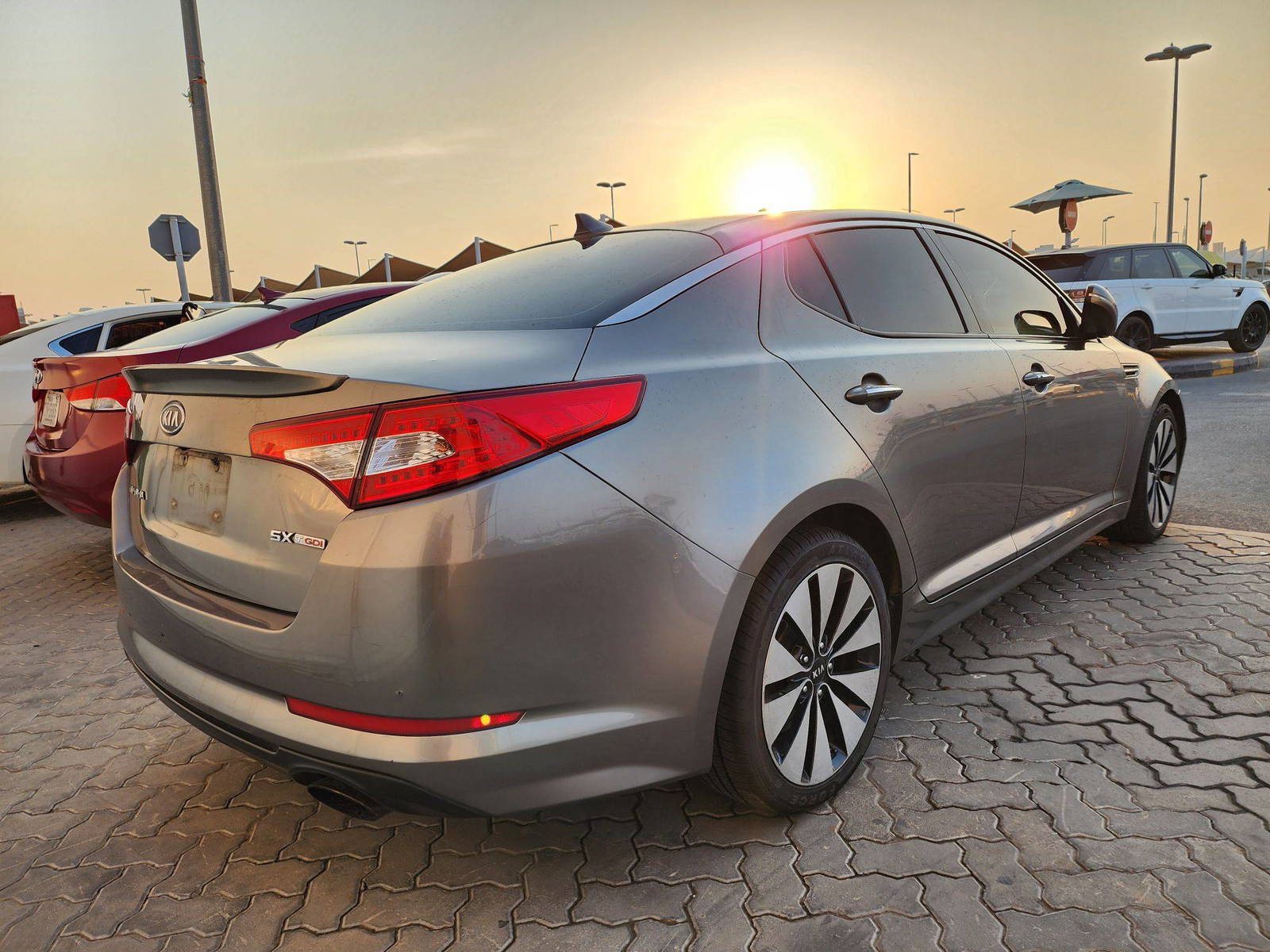 2012 KIA OPTIMA — 157111 Miles — Lot 39695159 — Souq - Marhaba Auctions Used Cars - Image 3
