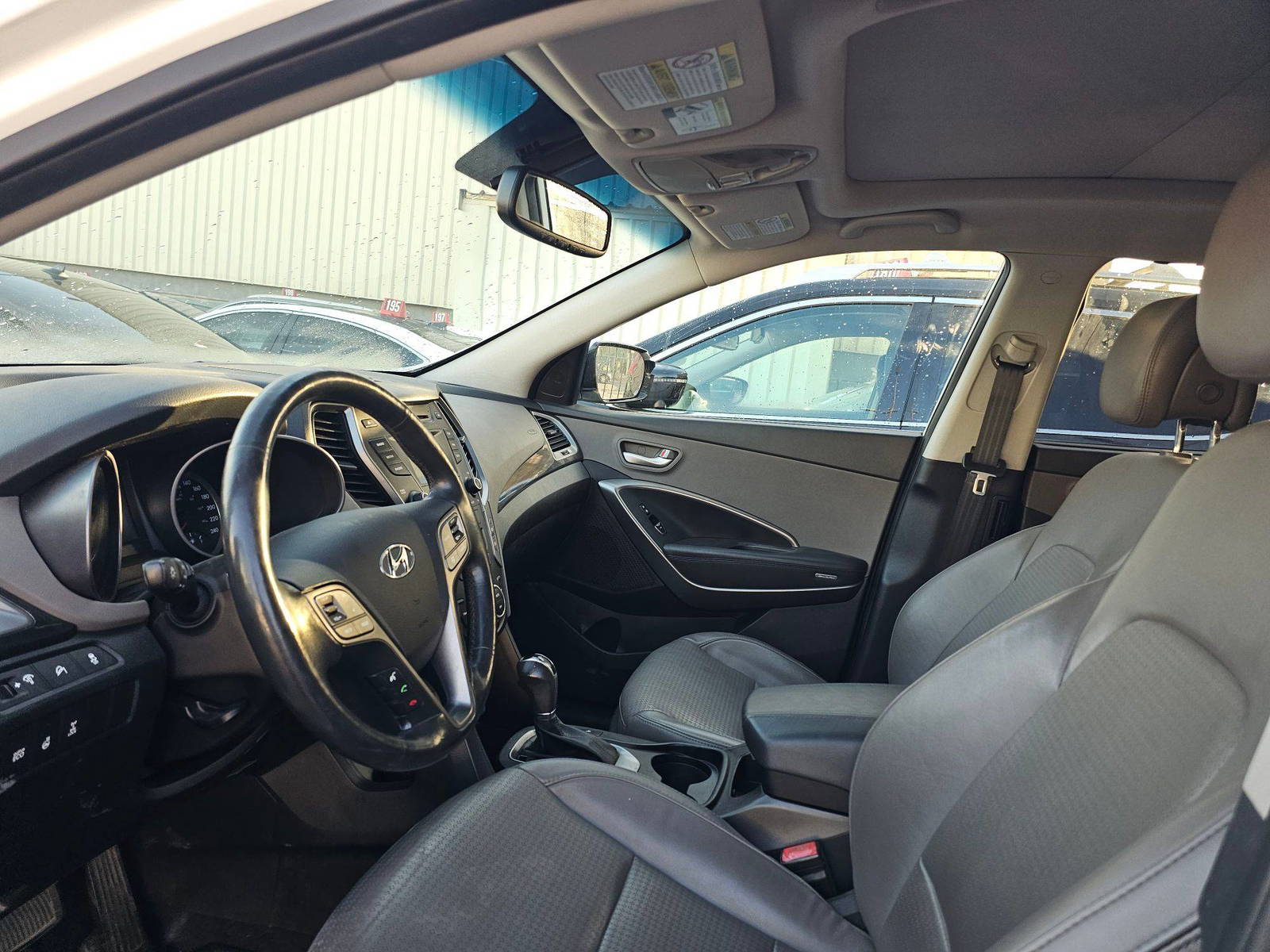 2013 HYUNDAI SANTA FE SPORT — 158327 KM — Lot 012775 — Main - Marhaba Auctions Used Cars - Image 9