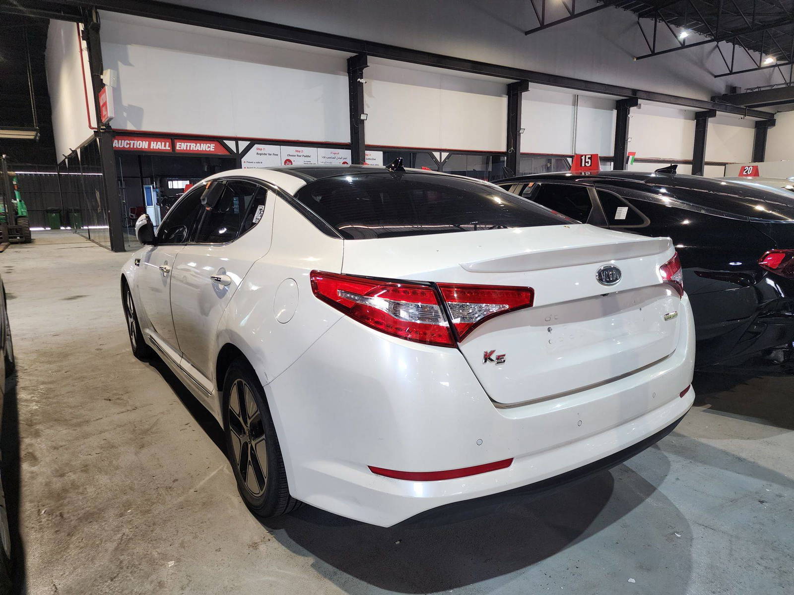 2013 KIA K5 — 232991 KM — Lot 13447 — Al Quoz - Marhaba Auctions Used Cars - Image 6