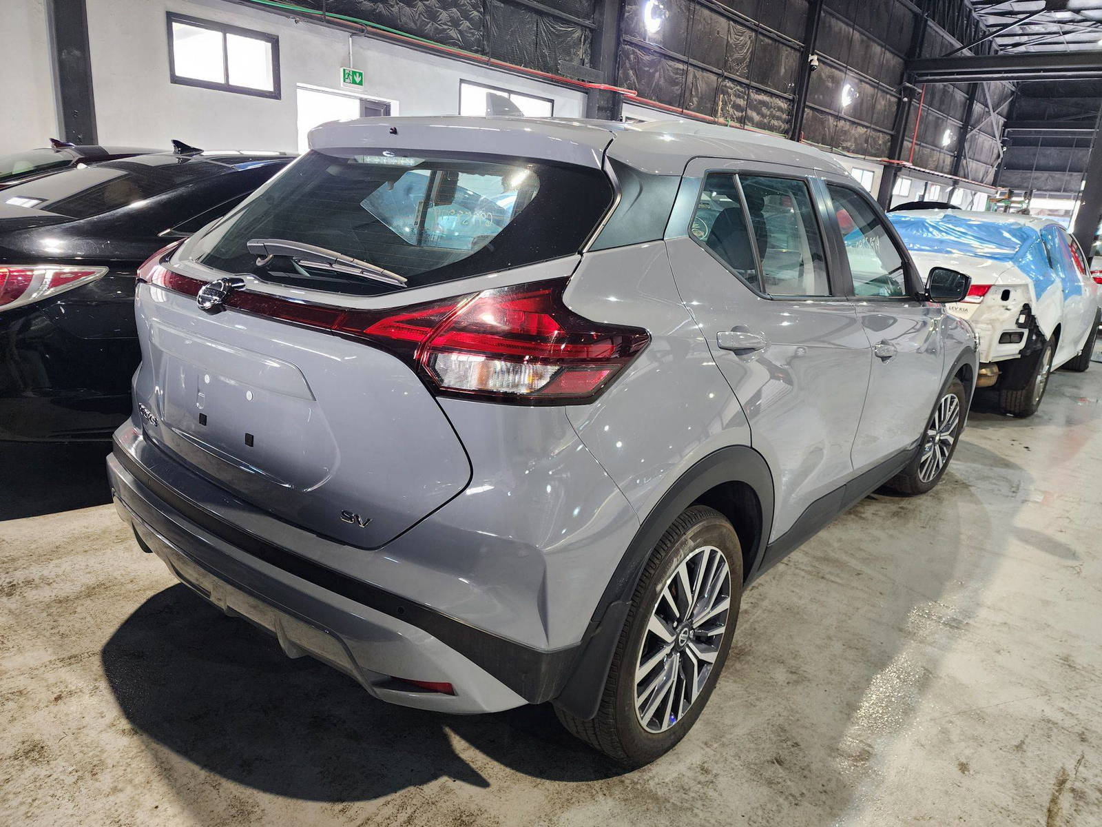 2021 NISSAN KICKS — 34496 Miles — Lot 69958974 — Main - Marhaba Auctions Used Cars - Image 4
