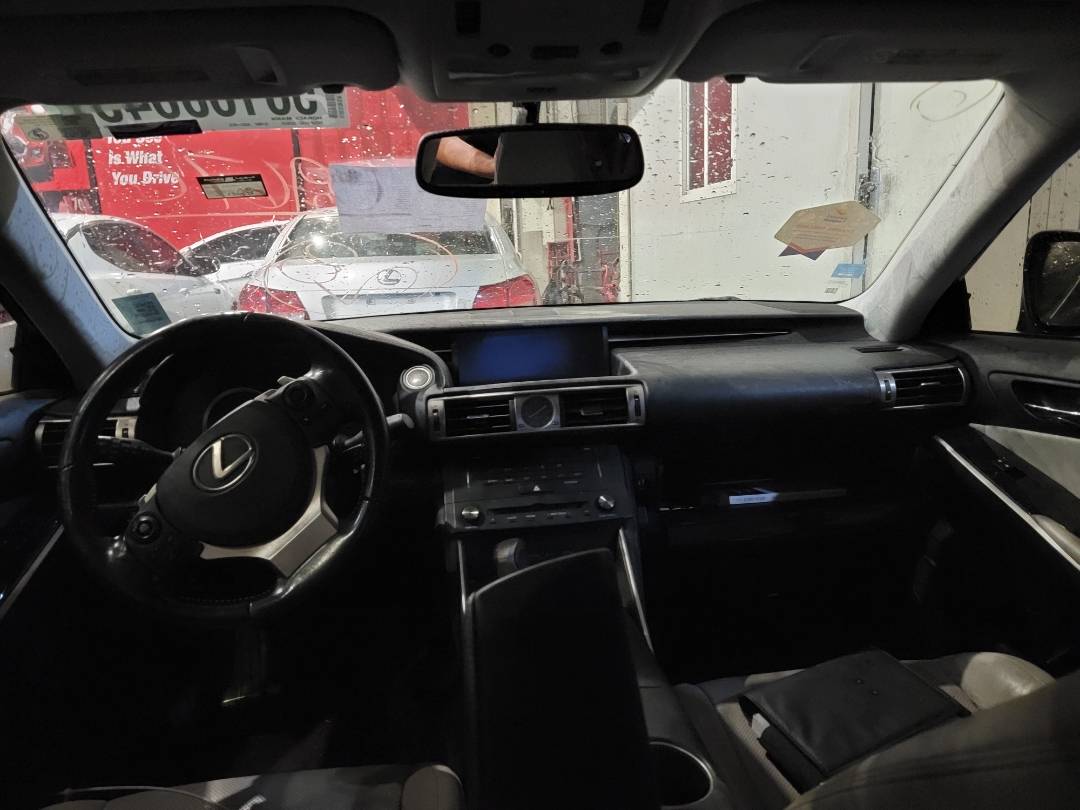 2015 LEXUS IS 250 — 130038 Miles — Lot 029676 — Main - Marhaba Auctions Used Cars - Image 7