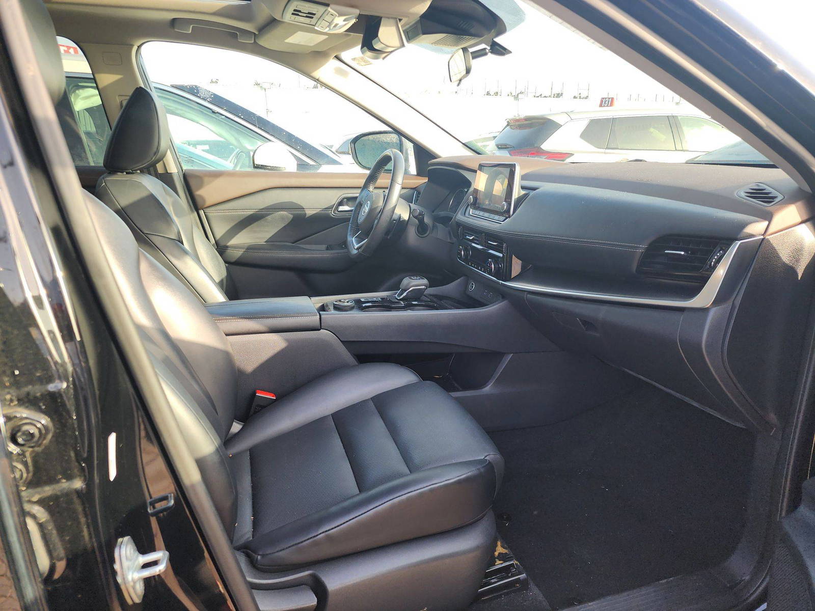 NISSAN ROGUE 2021 - Marhaba Auction Used Cars - Image 7