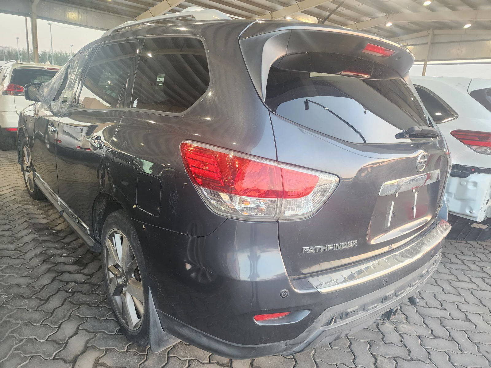 2013 NISSAN PATHFINDER — 181207 Miles — Lot 37548479 - Marhaba Auctions Used Cars - Image 11