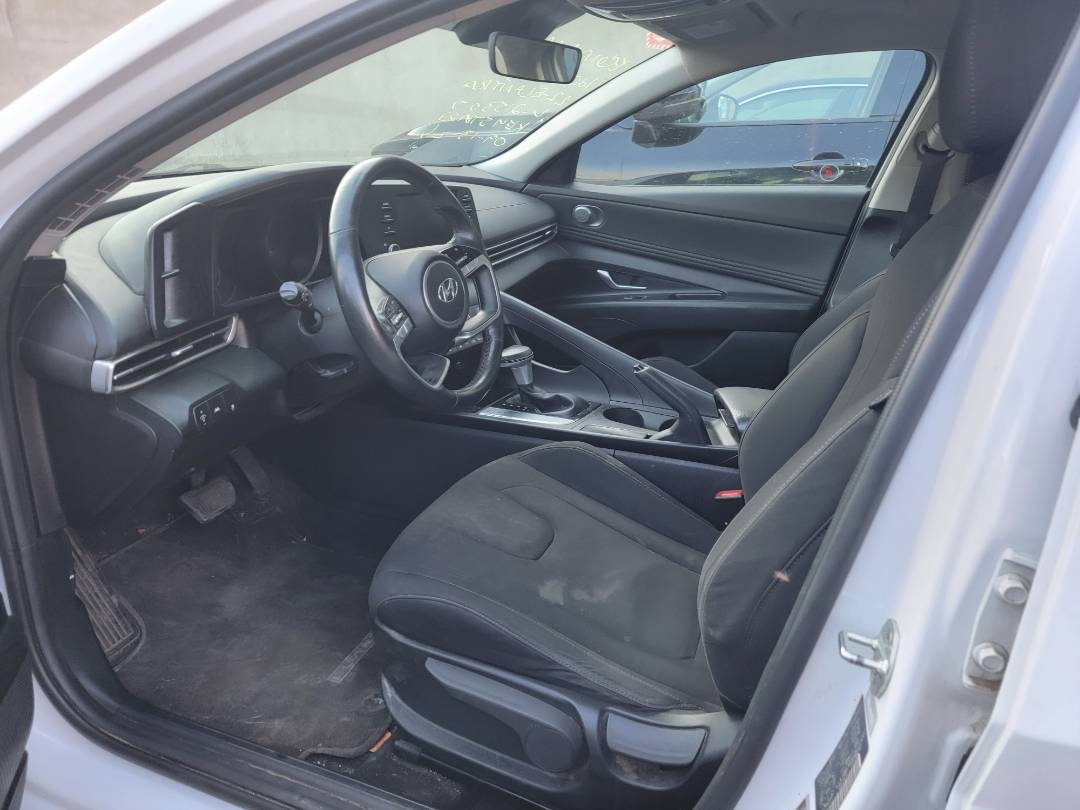 2022 HYUNDAI ELANTRA — 139745 KM — Lot NU215307 — Main - Marhaba Auctions Used Cars - Image 6