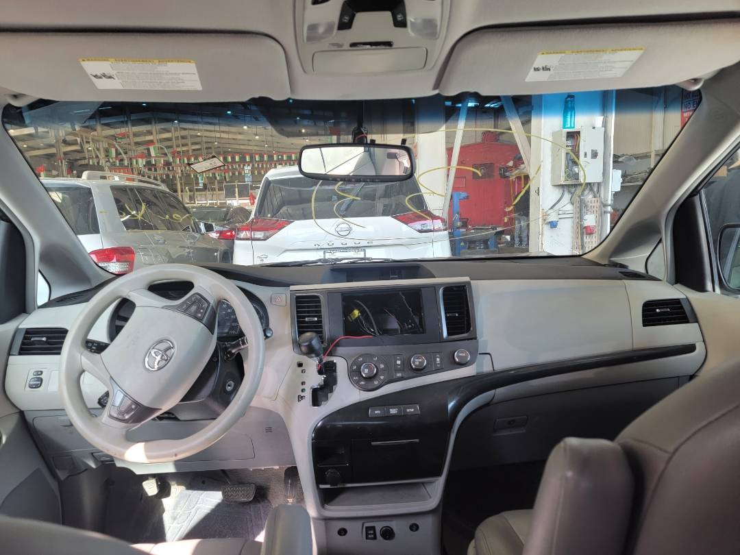 2011 TOYOTA SIENNA — 252000 Miles — Lot 018152 — Main - Marhaba Auctions Used Cars - Image 8