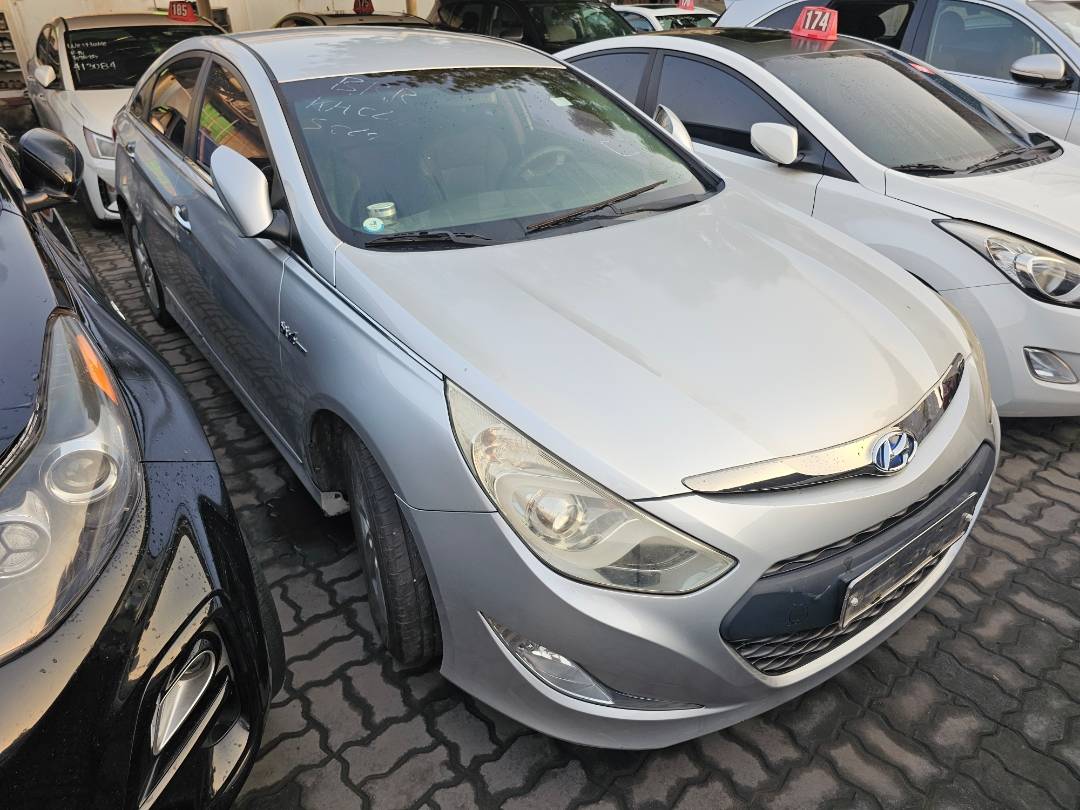 HYUNDAI SONATA 2013 - Marhaba Auction Used Cars - Image 4