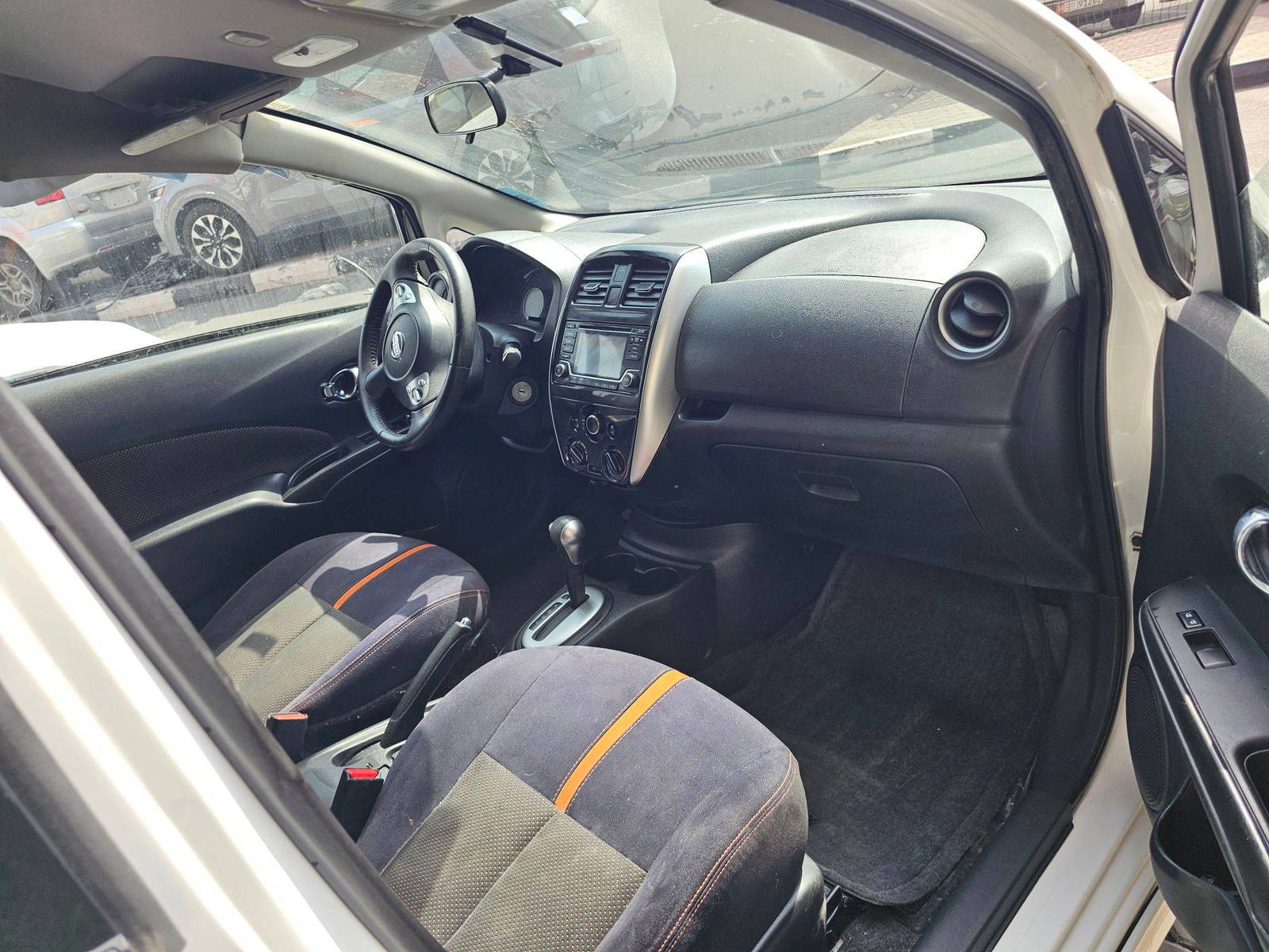 2015 NISSAN VERSA — 169413 KM — Lot 399278 — Souq - Marhaba Auctions Used Cars - Image 7