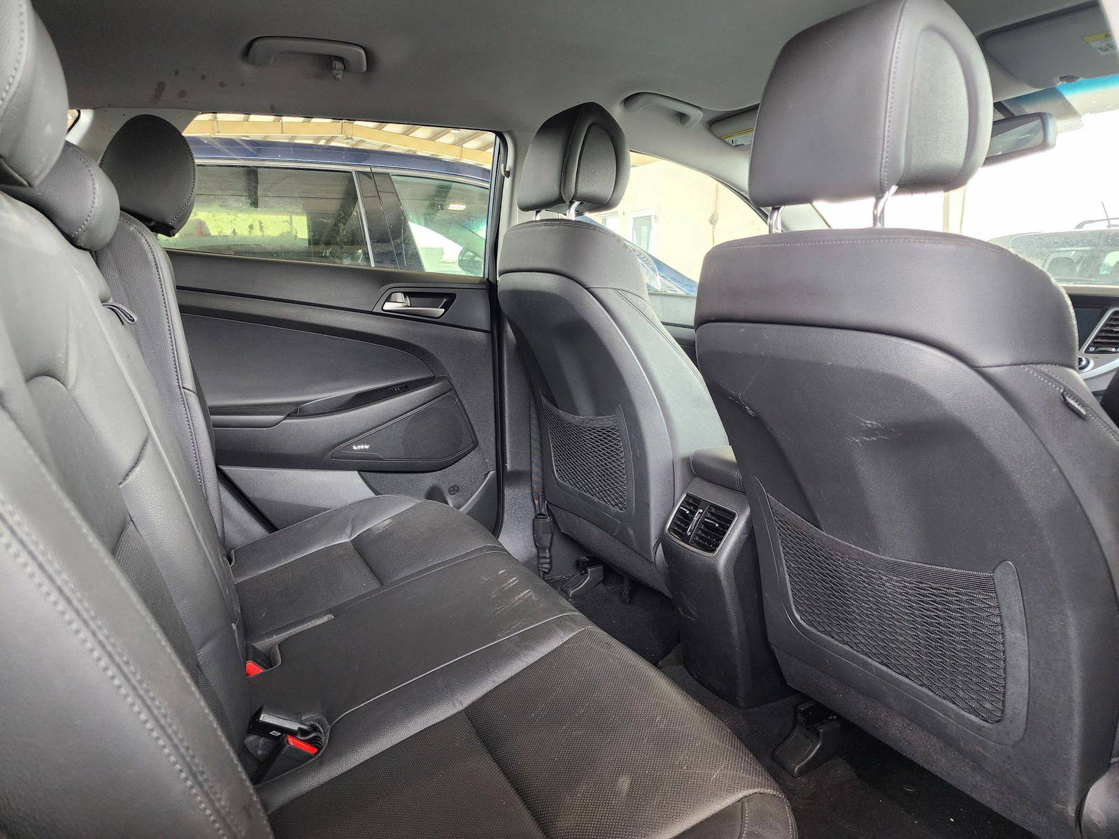 2018 HYUNDAI TUCSON — 42772 Miles — Lot 819492 — Souq - Marhaba Auctions Used Cars - Image 4