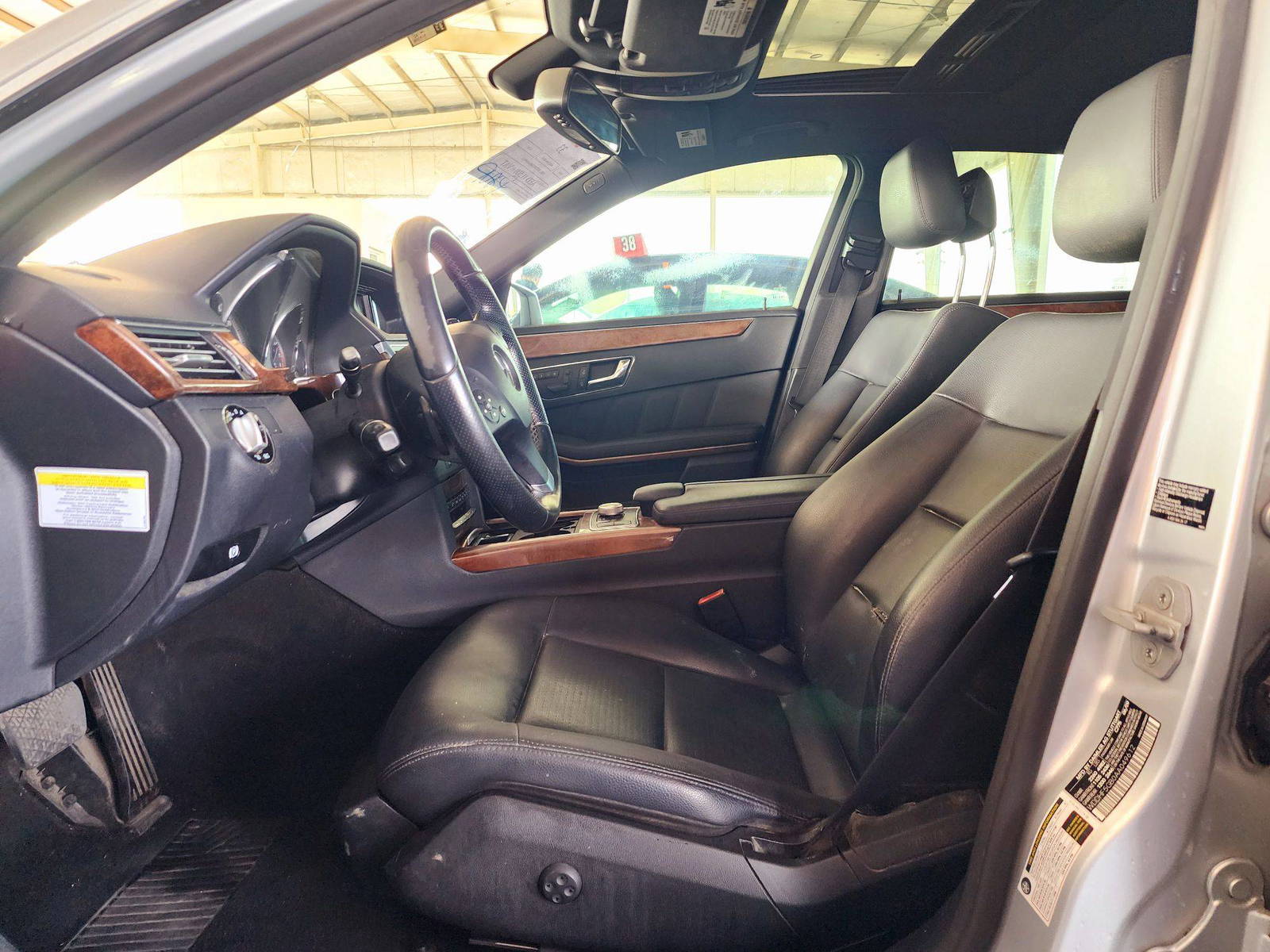2010 MERCEDES BENZ E 350 — 149967 Miles — Lot 125487 — Souq - Marhaba Auctions Used Cars - Image 9