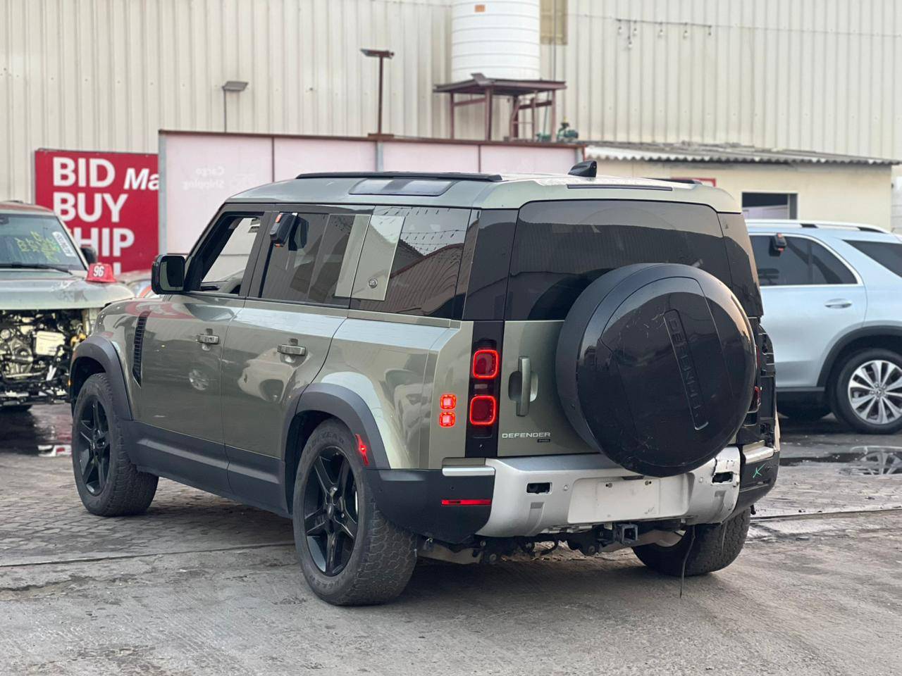 LAND ROVER DEFENDER 110 SE 2021 - Marhaba Auction Used Cars - Image 4