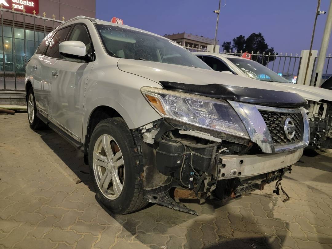 2015 NISSAN PATHFINDER — 219276 KM — Lot FC658284 — Main - Marhaba Auctions Used Cars - Image 4