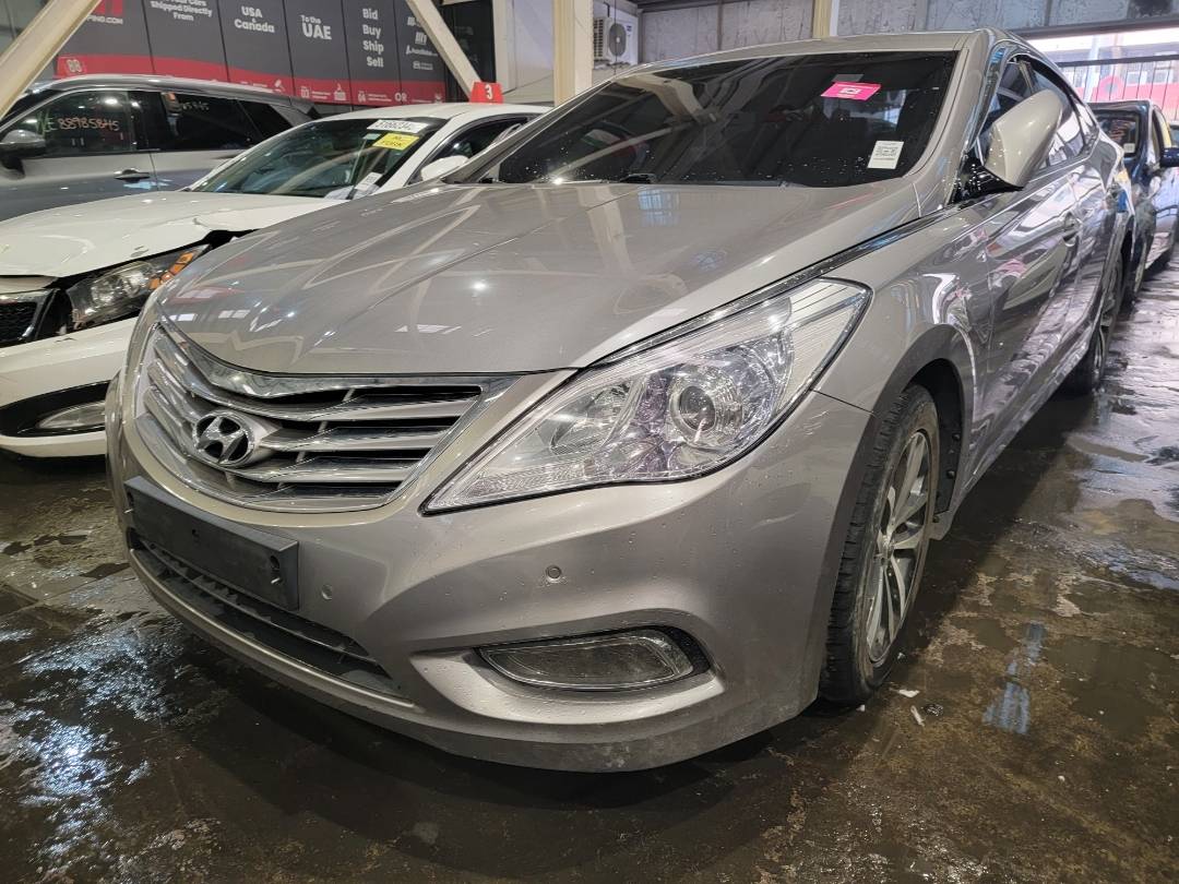 2011 HYUNDAI GRANDEUR — 258425 KM — Lot 070024 — Main - Marhaba Auctions Used Cars - Image 6