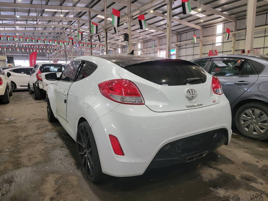 2013 HYUNDAI VELOSTER — 147386 KM — Lot 108060 — Main - Marhaba Auctions Used Cars - Image 3
