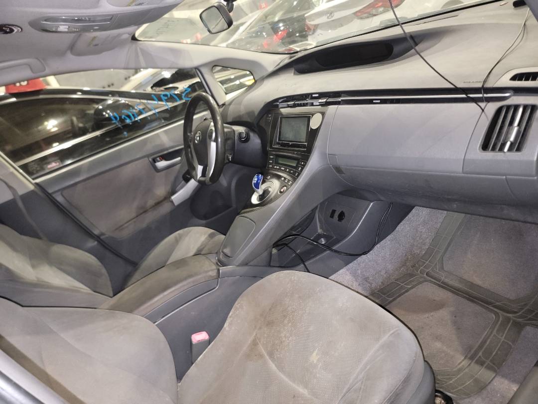 2010 TOYOTA PRIUS — 185582 Miles — Lot 37947164 - Marhaba Auctions Used Cars - Image 6