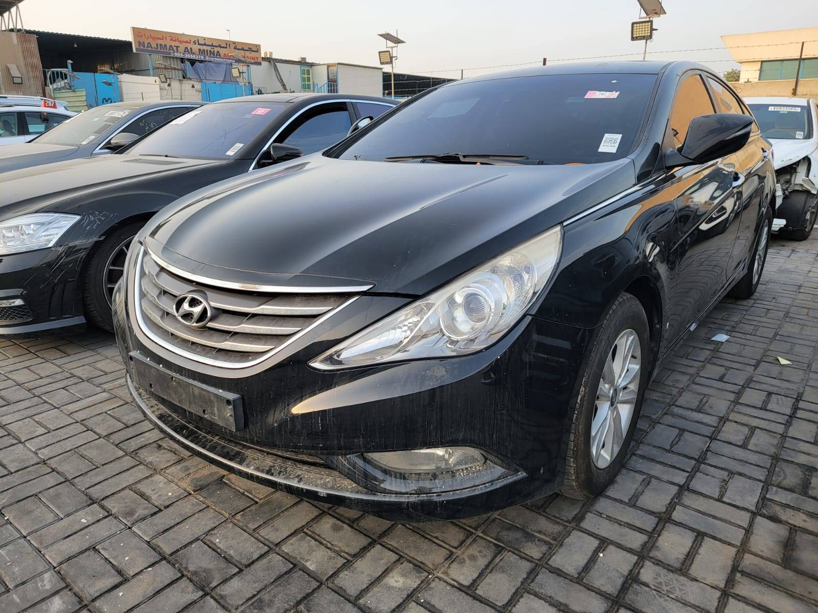 2012 HYUNDAI SONATA — 210784 KM — Lot 374132 — Ind. 12 - Marhaba Auctions Used Cars - Image 4