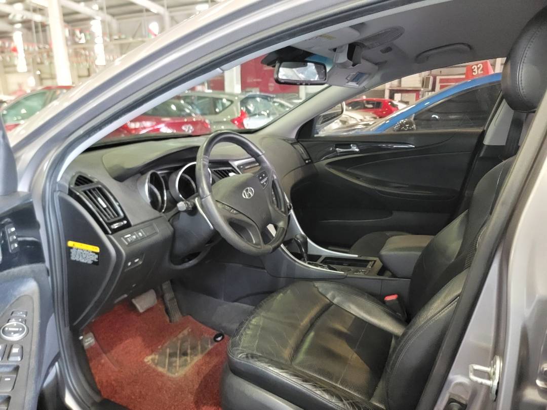 2010 HYUNDAI SONATA — 146883 KM — Lot A104792 — Main - Marhaba Auctions Used Cars - Image 6