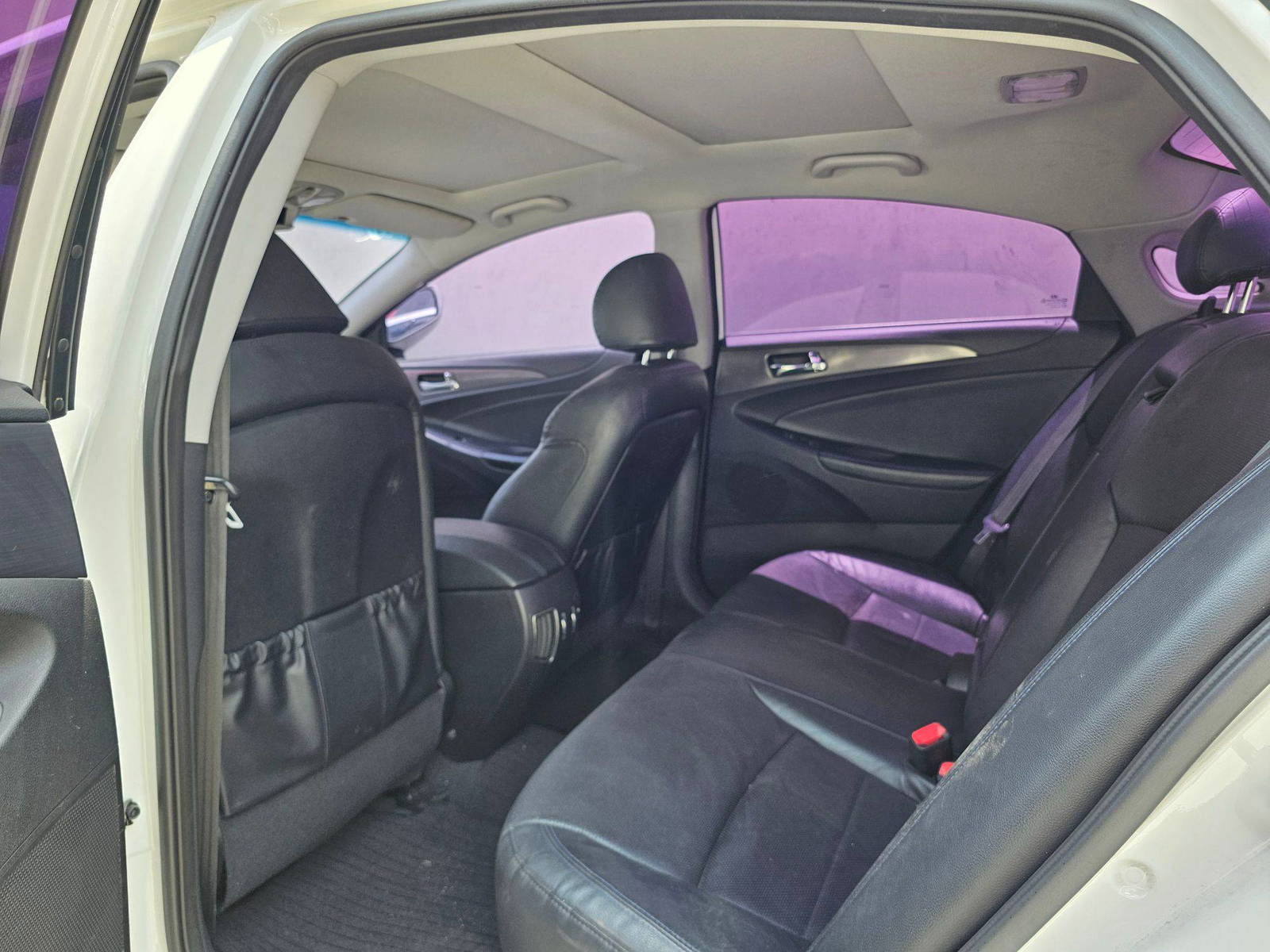 2012 HYUNDAI SONATA — 196618 KM — Lot 043040 — Main - Marhaba Auctions Used Cars - Image 6