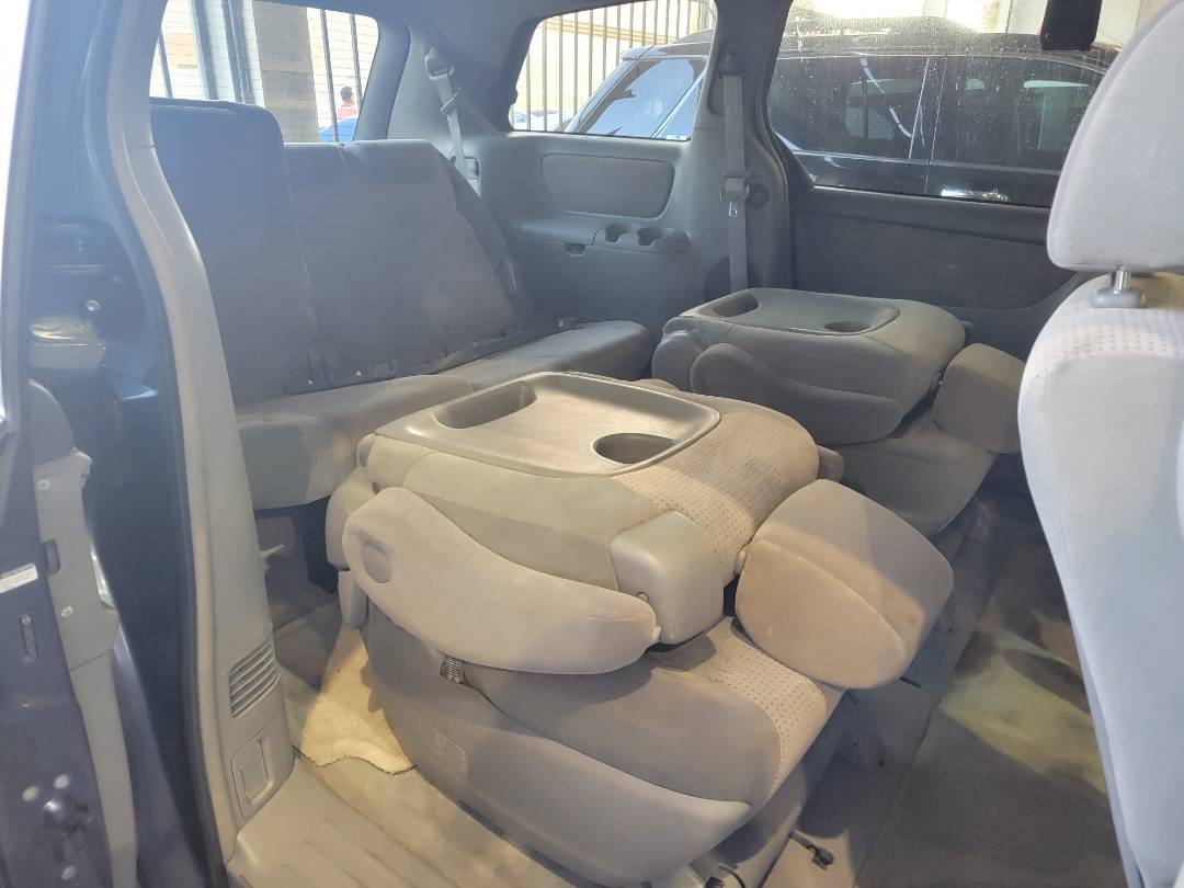 2007 TOYOTA SIENNA — 191496 Miles — Lot 041352 — Main - Marhaba Auctions Used Cars - Image 6