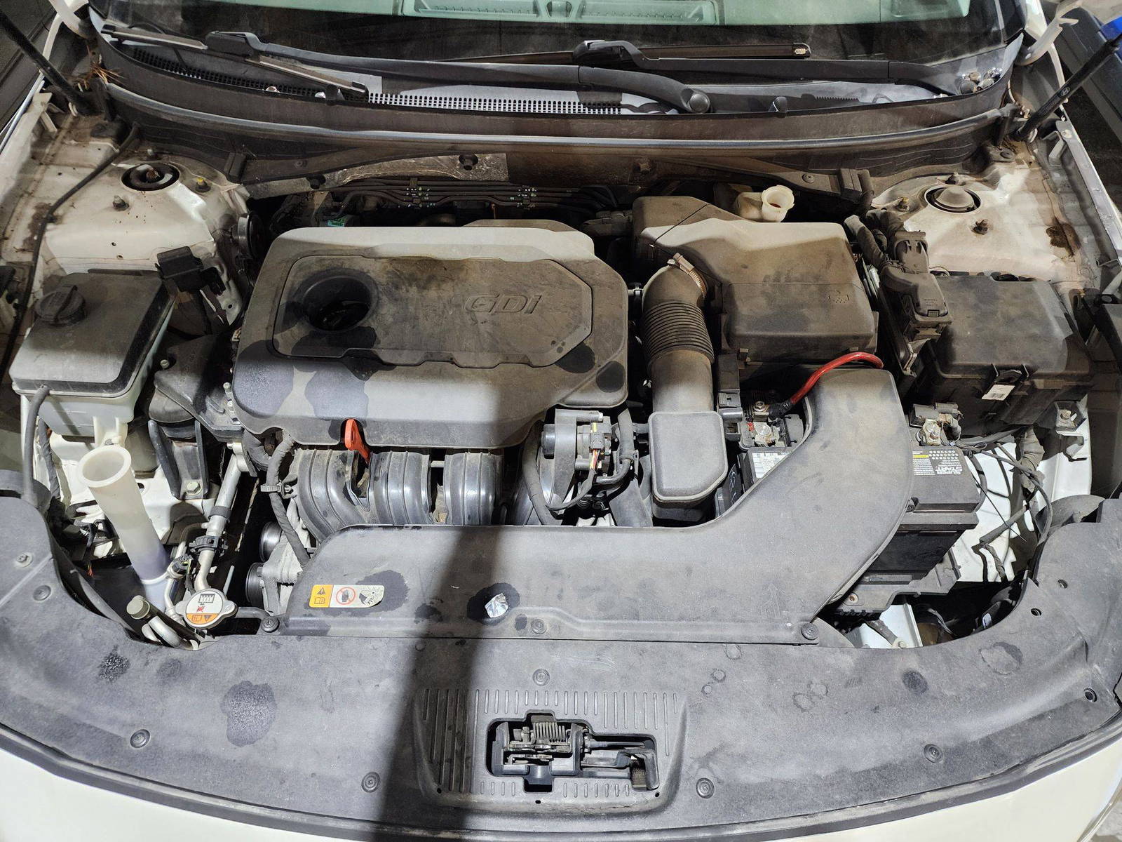 2015 HYUNDAI SONATA — 161717 Miles — Lot 74813214 — Al Quoz - Marhaba Auctions Used Cars - Image 11
