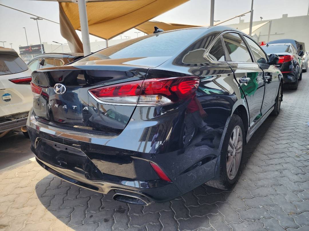 2018 HYUNDAI SONATA — 136686 Miles — Lot 39727044 — Souq - Marhaba Auctions Used Cars - Image 4