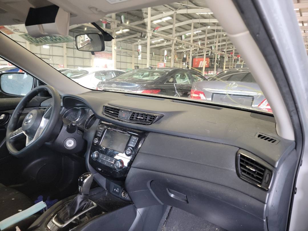 2018 NISSAN ROGUE — 113093 Miles — Lot 79954733 - Marhaba Auctions Used Cars - Image 4