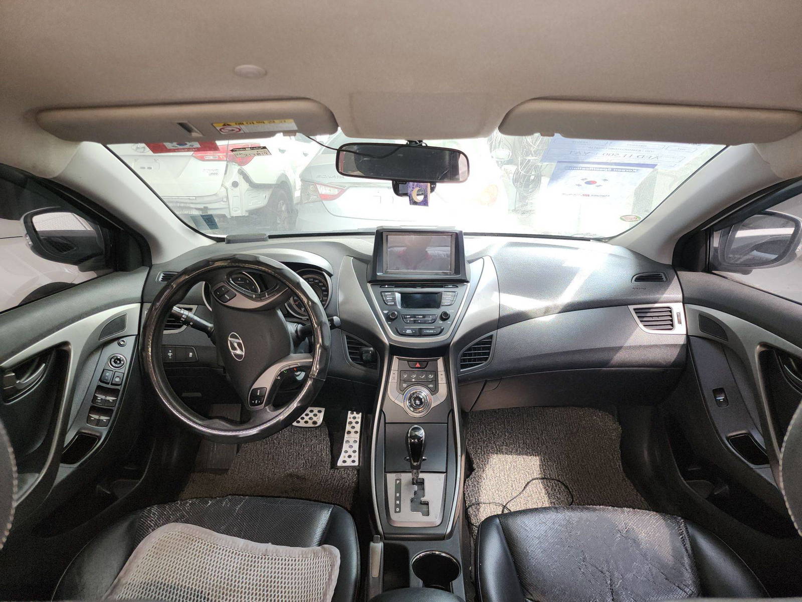2014 HYUNDAI AVANTE — 213819 KM — Lot 926110 — Souq - Marhaba Auctions Used Cars - Image 8