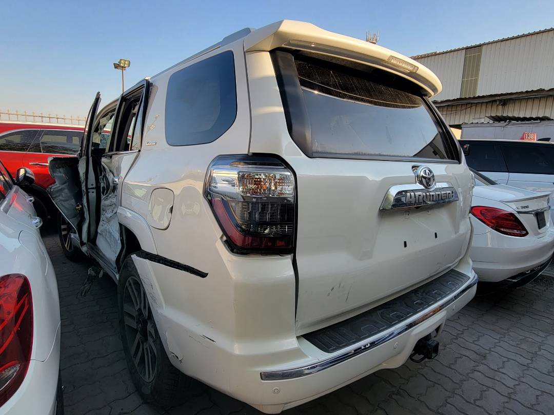 2019 TOYOTA 4RUNNER SR5 — 89067 Miles — Lot 73957364 — Main - Marhaba Auctions Used Cars - Image 5