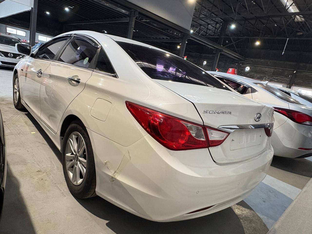 2012 HYUNDAI SONATA — 94205 KM — Lot 359076 — Main - Marhaba Auctions Used Cars - Image 12