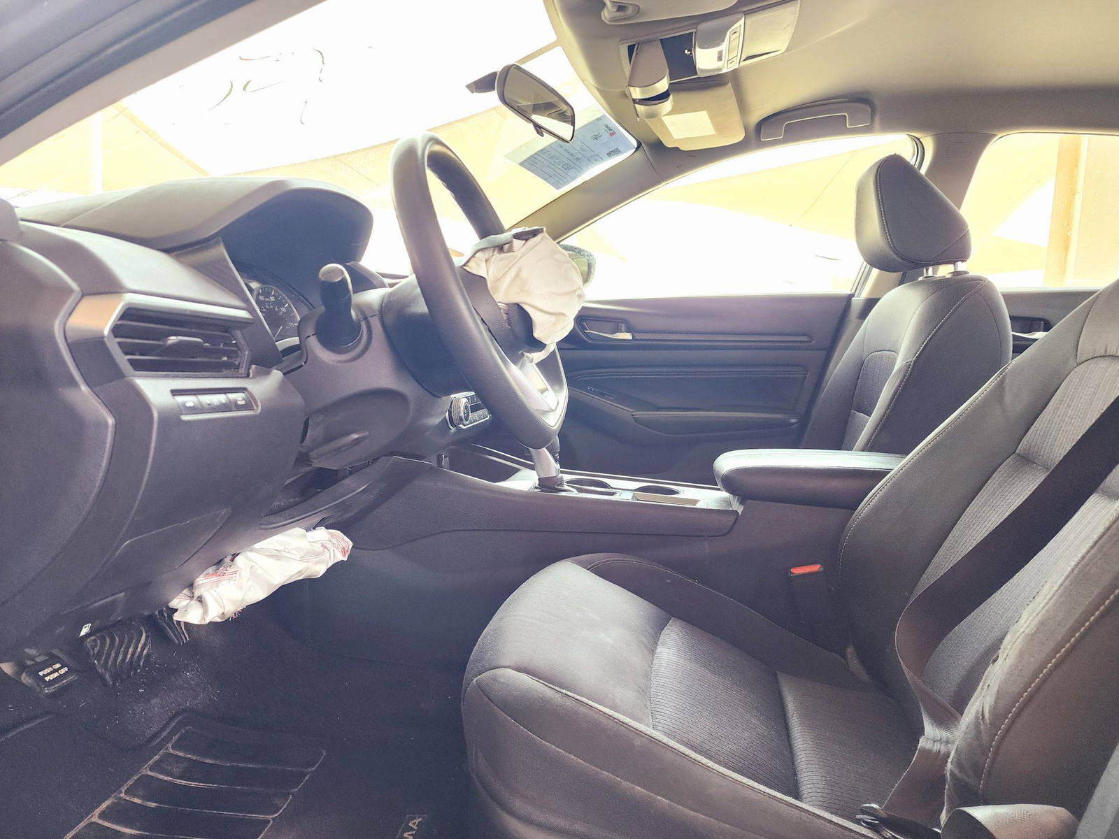 2019 NISSAN ALTIMA — 121256 Miles — Lot 79674044 — Souq - Marhaba Auctions Used Cars - Image 8
