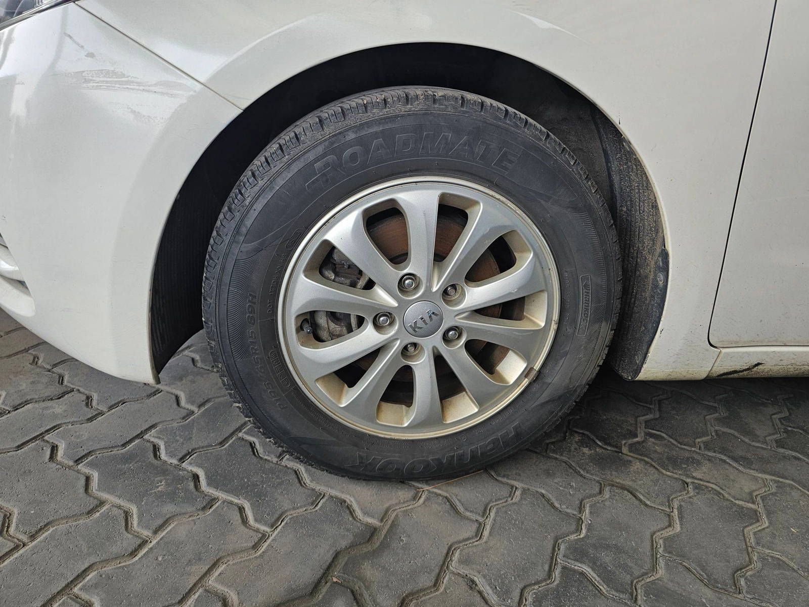 2015 KIA K3 — 208242 KM — Lot 908780 — Souq - Marhaba Auctions Used Cars - Image 10