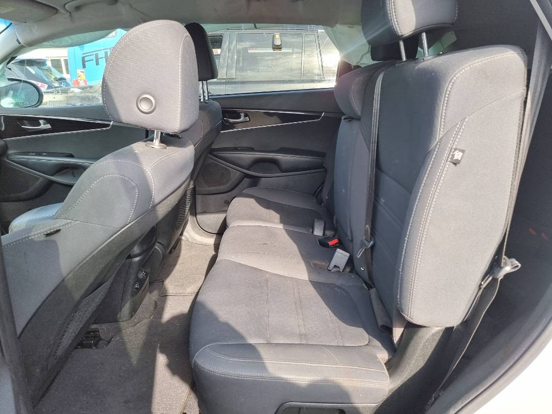 2019 KIA SORENTO — 115747 Miles — Lot 215487 — Ind. 12 - Marhaba Auctions Used Cars - Image 6