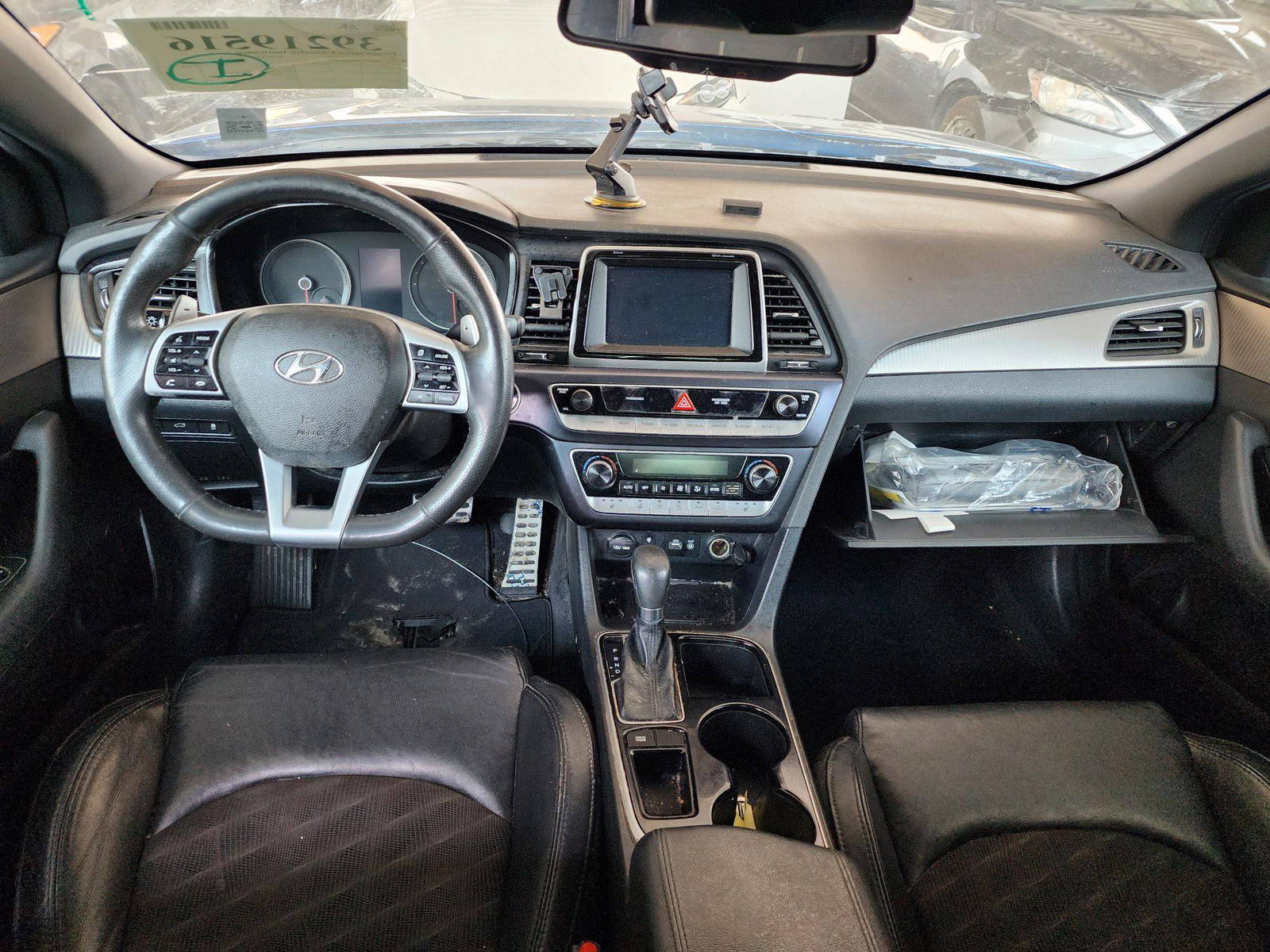 2019 HYUNDAI SONATA — 267786 Miles — Lot KH744524 — Souq - Marhaba Auctions Used Cars - Image 7