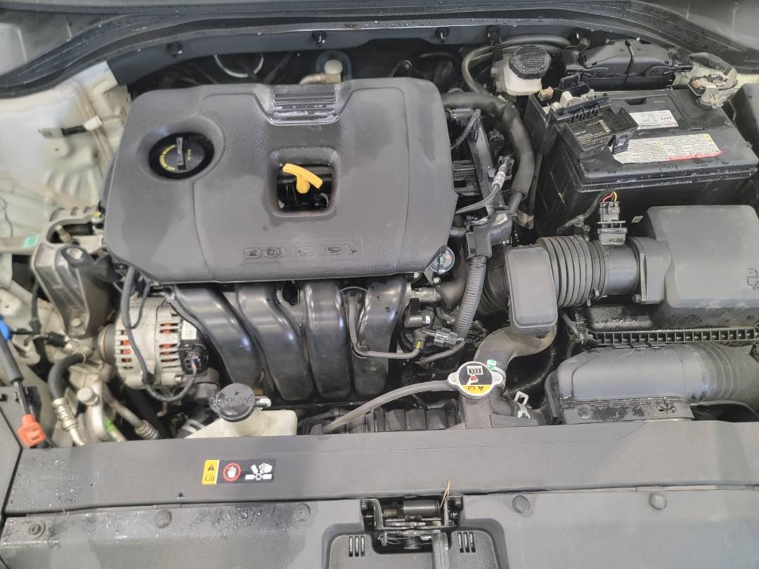2020 HYUNDAI ELANTRA — 115976 Miles — Lot H503069 — Main - Marhaba Auctions Used Cars - Image 8