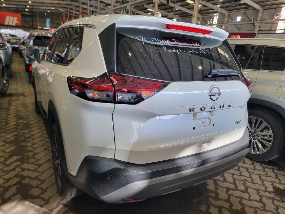2023 NISSAN ROGUE — 33479 Miles — Lot C789216 — Main - Marhaba Auctions Used Cars - Image 3