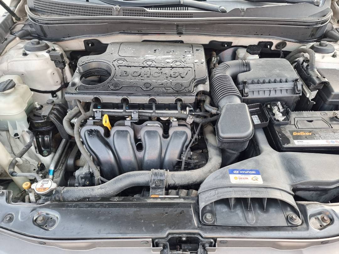 2012 HYUNDAI SONATA — 220227 KM — Lot 2145798 — Main - Marhaba Auctions Used Cars - Image 10
