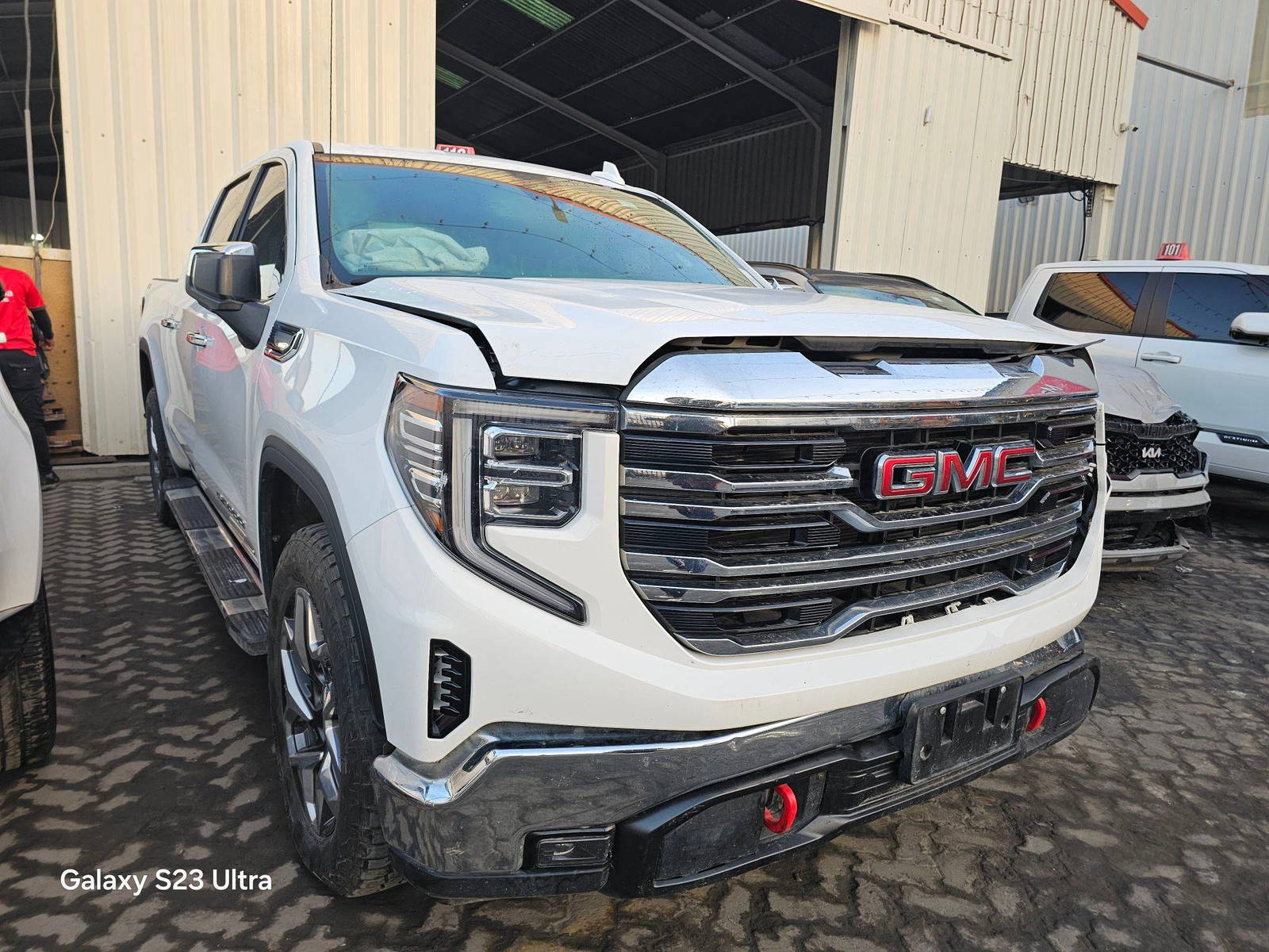 GMC SIERRA 2023 - Marhaba Auction Used Cars - Image 4