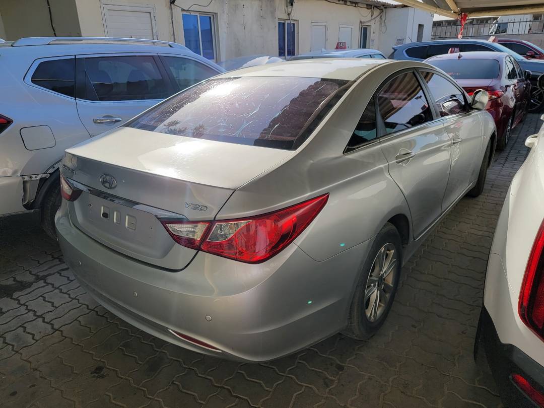 2010 HYUNDAI SONATA — 221759 KM — Lot 045269 — Main - Marhaba Auctions Used Cars - Image 5