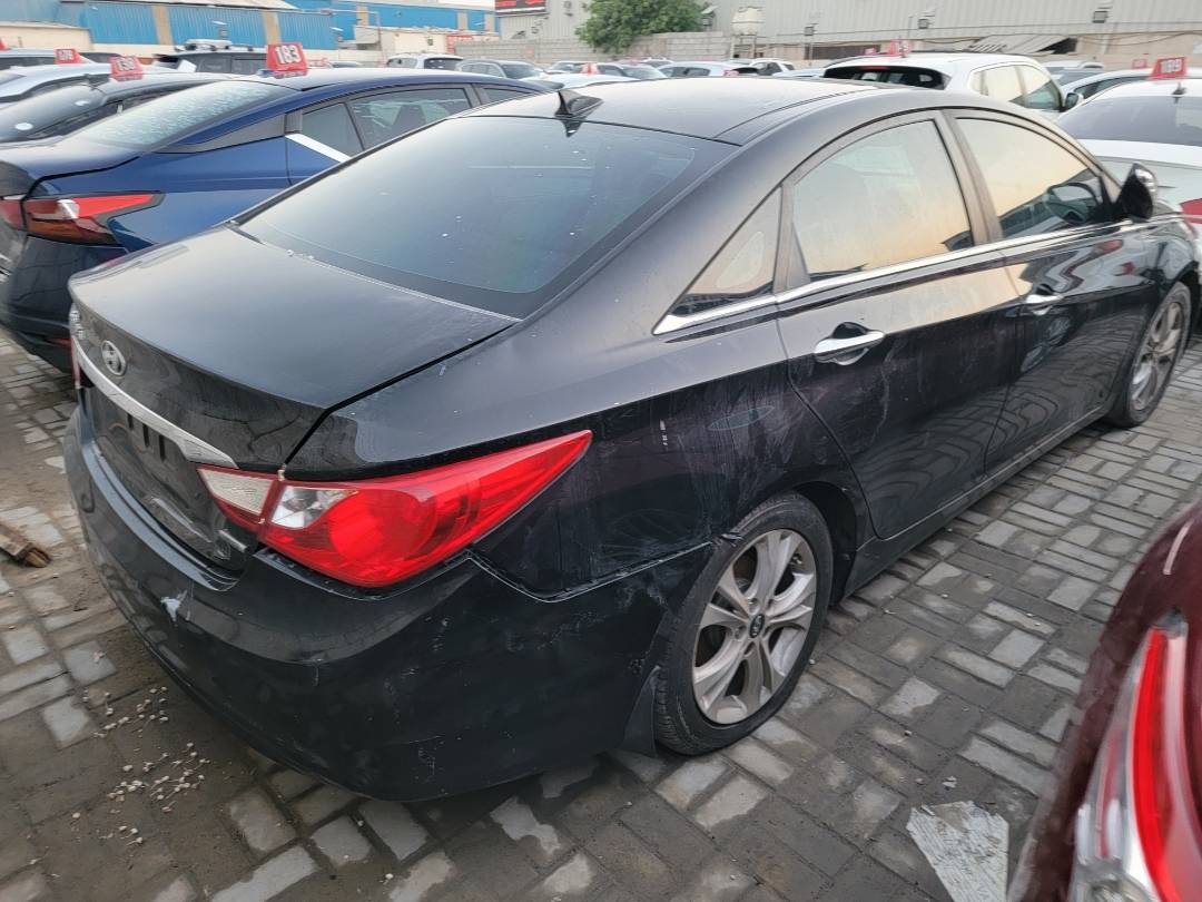 2012 HYUNDAI SONATA — 209971 Miles — Lot H479902 — Main - Marhaba Auctions Used Cars - Image 4