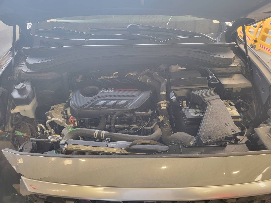 2019 HYUNDAI SANTA FE — 49771 Miles — Lot H045860 — Main - Marhaba Auctions Used Cars - Image 11