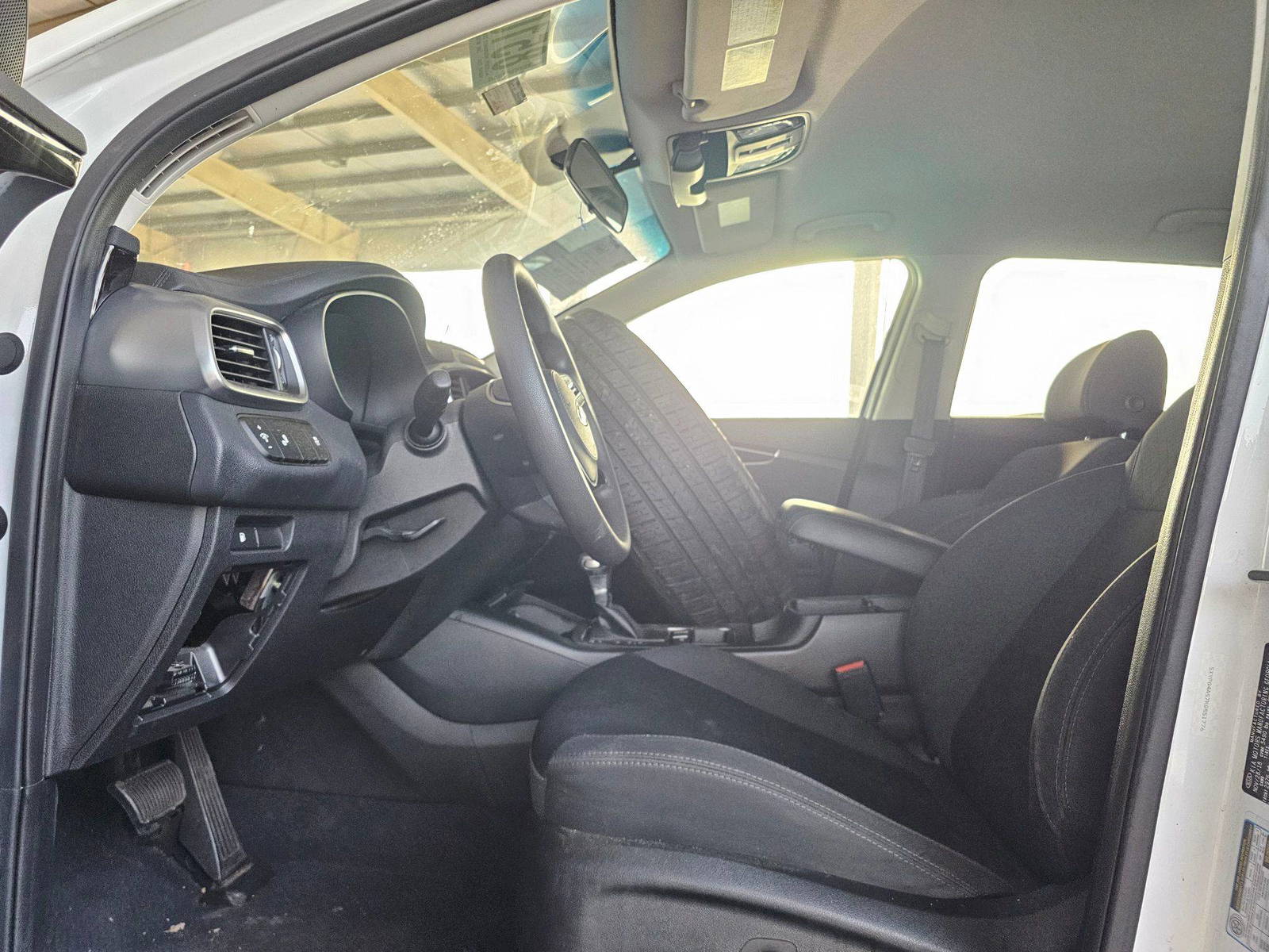 2019 KIA SORENTO — 109489 Miles — Lot 57KG551776 — Souq - Marhaba Auctions Used Cars - Image 6