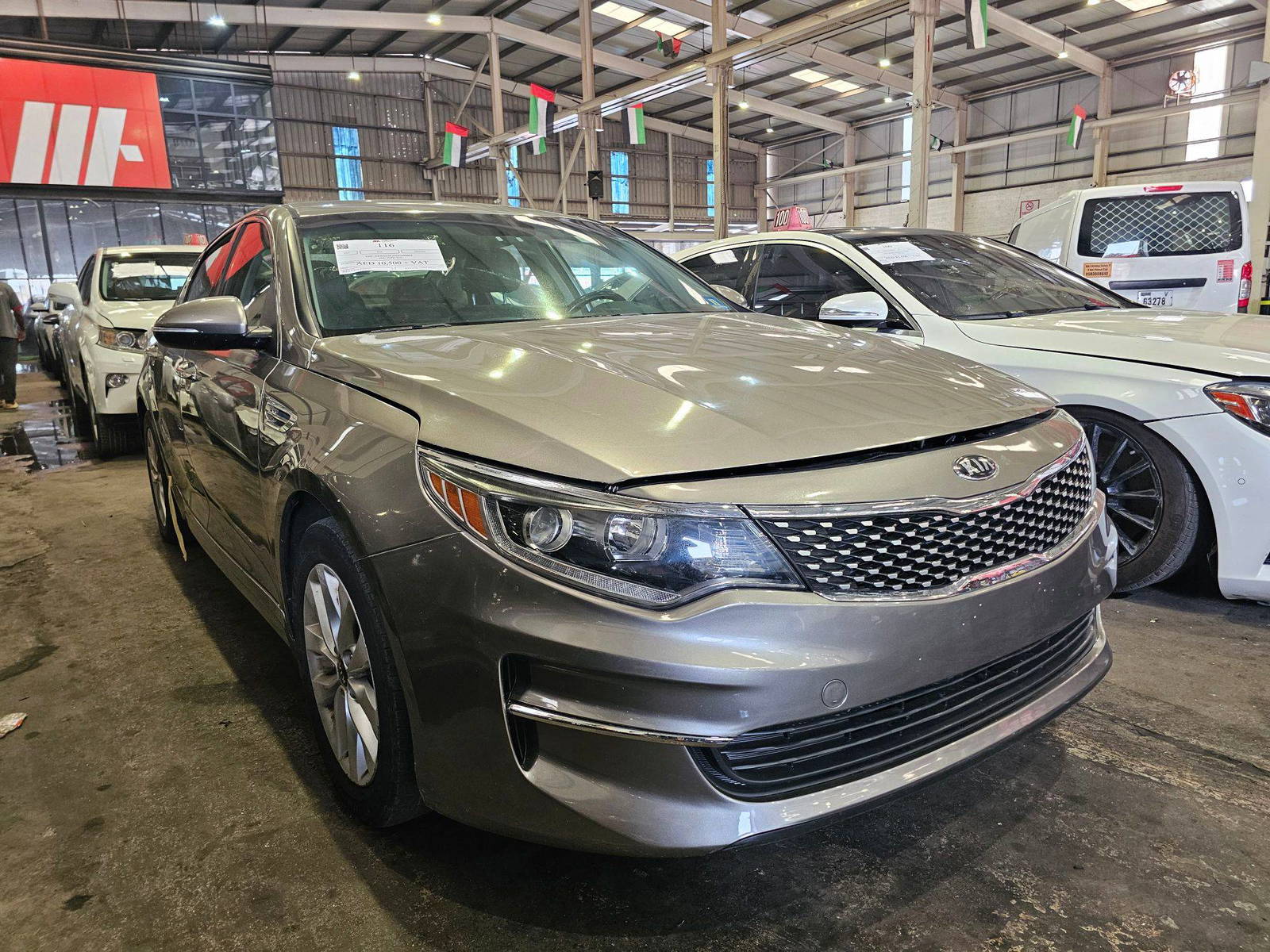 2016 KIA OPTIMA — 199882 Miles — Lot 43539493 — Souq - Marhaba Auctions Used Cars - Image 4
