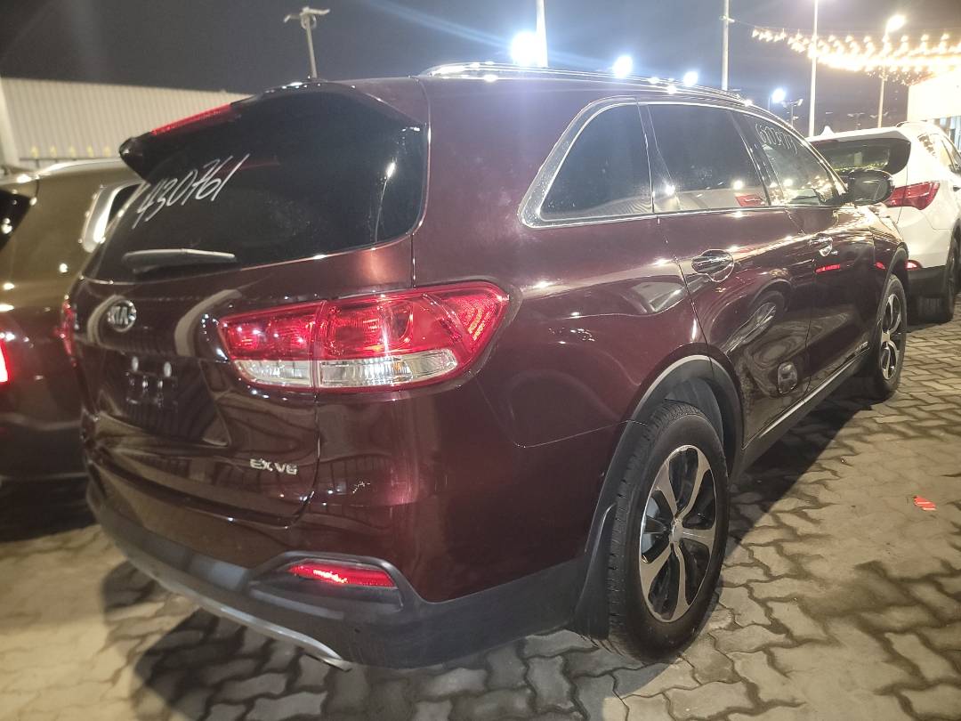 2018 KIA SORENTO — 74480 Miles — Lot 9JG430761 - Marhaba Auctions Used Cars - Image 4