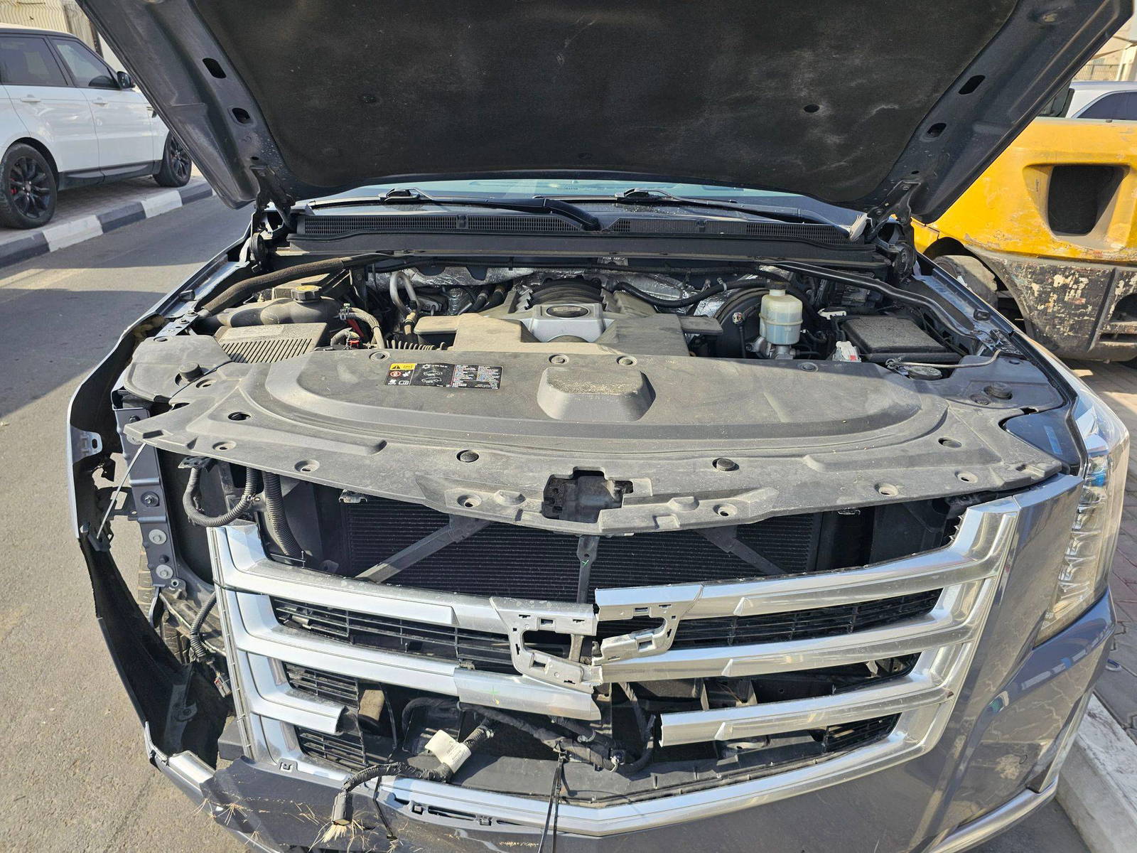 CADILLAC ESCALADE 2015 - Marhaba Auction Used Cars - Image 11