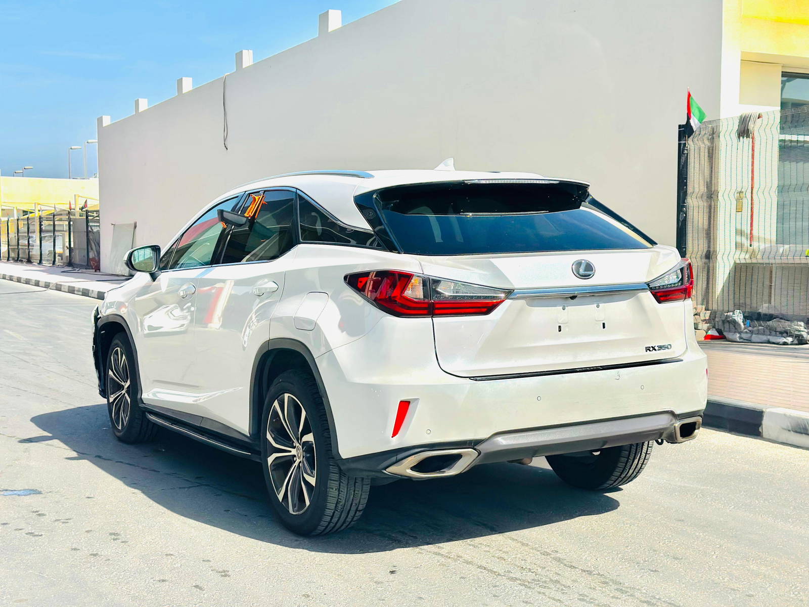 2017 LEXUS RX 350 — 94887 Miles — Lot 74725814 — Souq - Marhaba Auctions Used Cars - Image 4