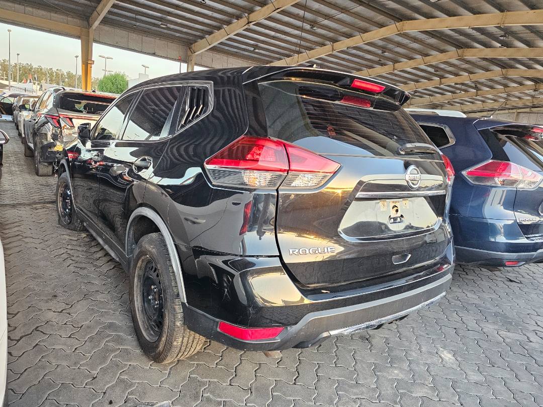 NISSAN ROGUE