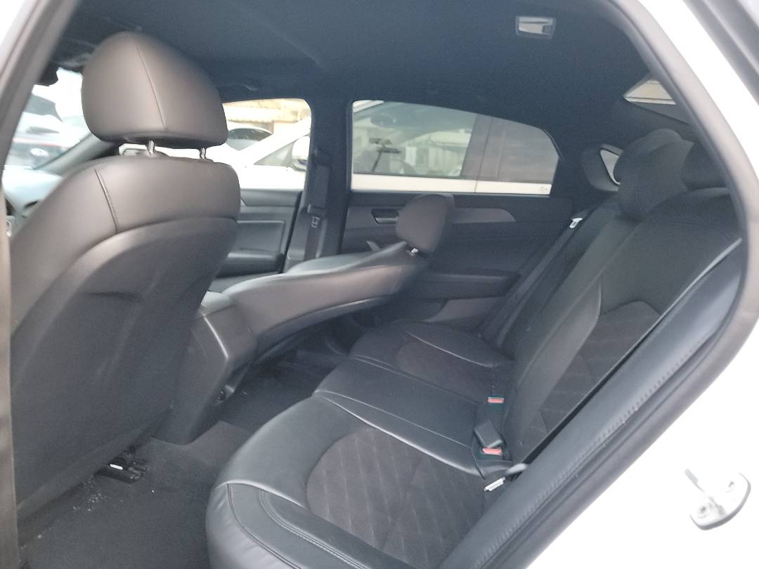 2019 HYUNDAI SONATA — 243040 KM — Lot KH747745 — Main - Marhaba Auctions Used Cars - Image 6