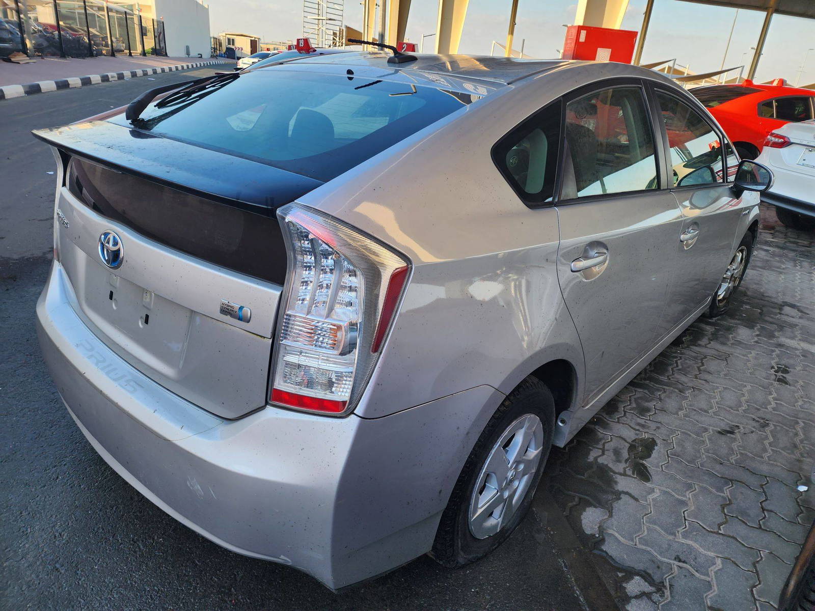 2010 TOYOTA PRIUS — 235981 Miles — Lot 38028808 - Marhaba Auctions Used Cars - Image 3