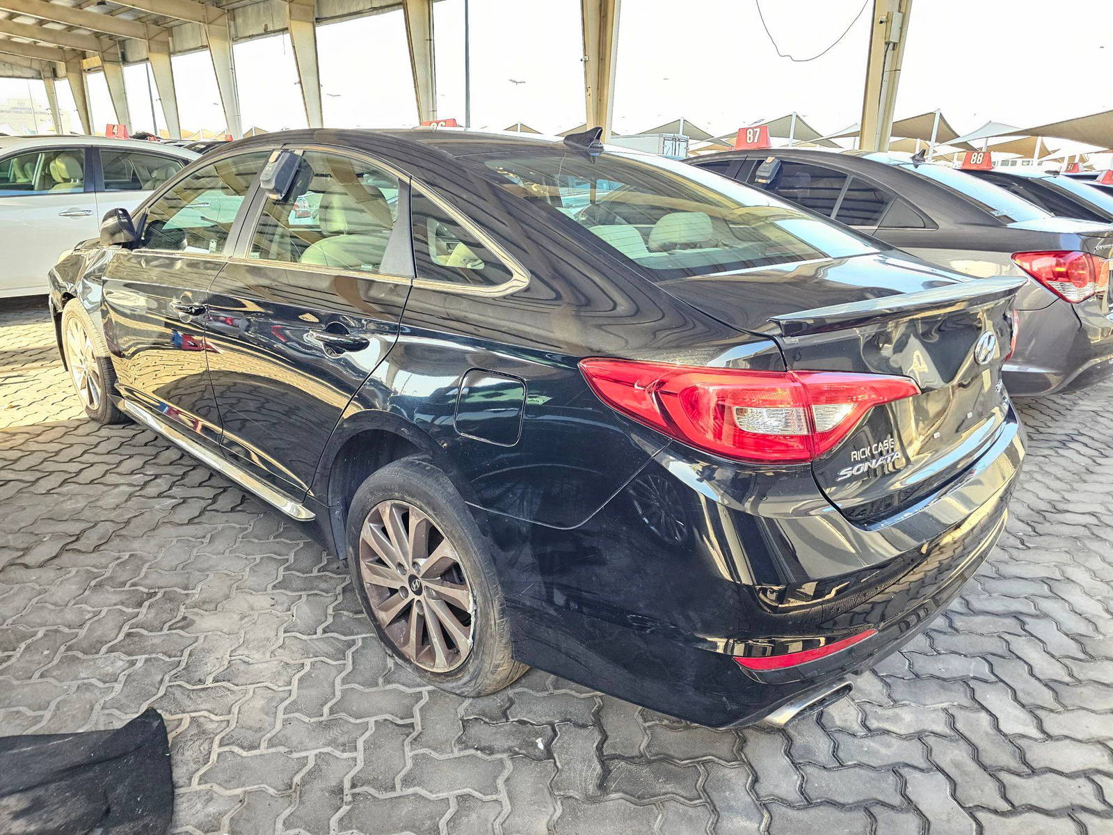 2015 HYUNDAI SONATA SPORT — 165992 Miles — Lot 67958755 — Souq - Marhaba Auctions Used Cars - Image 5